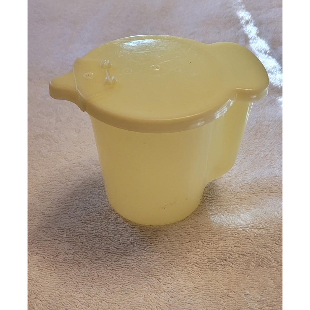 Vintage Tupperware. Creamer/Milk Jug In Yellow #131-2 "Millionaire Line"